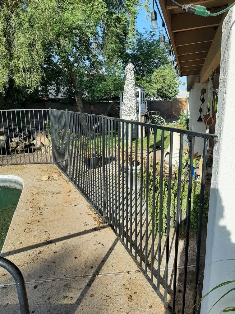 Pool Fence 68 Feet With Gate Ready To Install