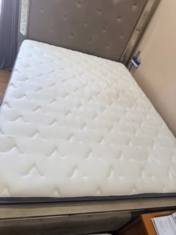 Queen mattress