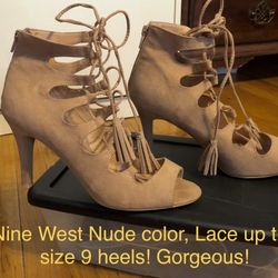 NEW!! Nine West Women’s Natural Color Tie Up Heels! 