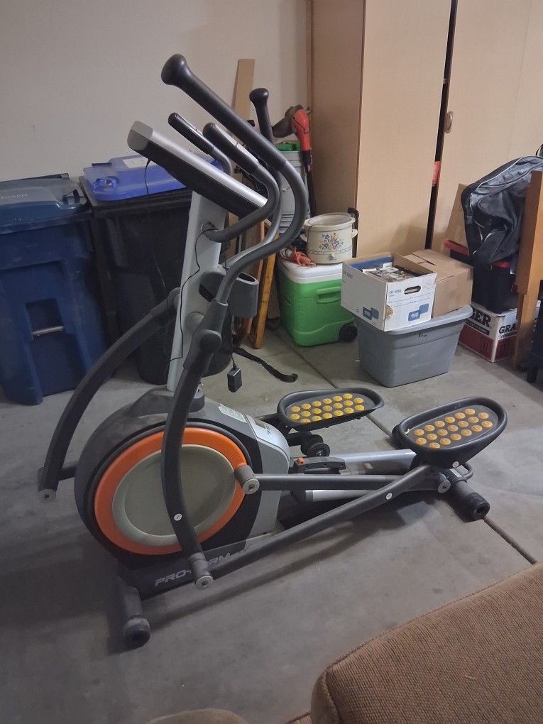 PROFORM I SERIES 785 F