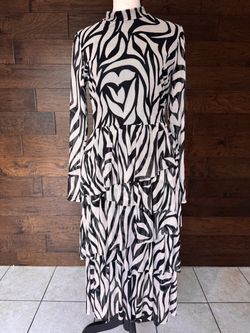 Women dress
