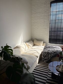 Boneless Cloud Couch