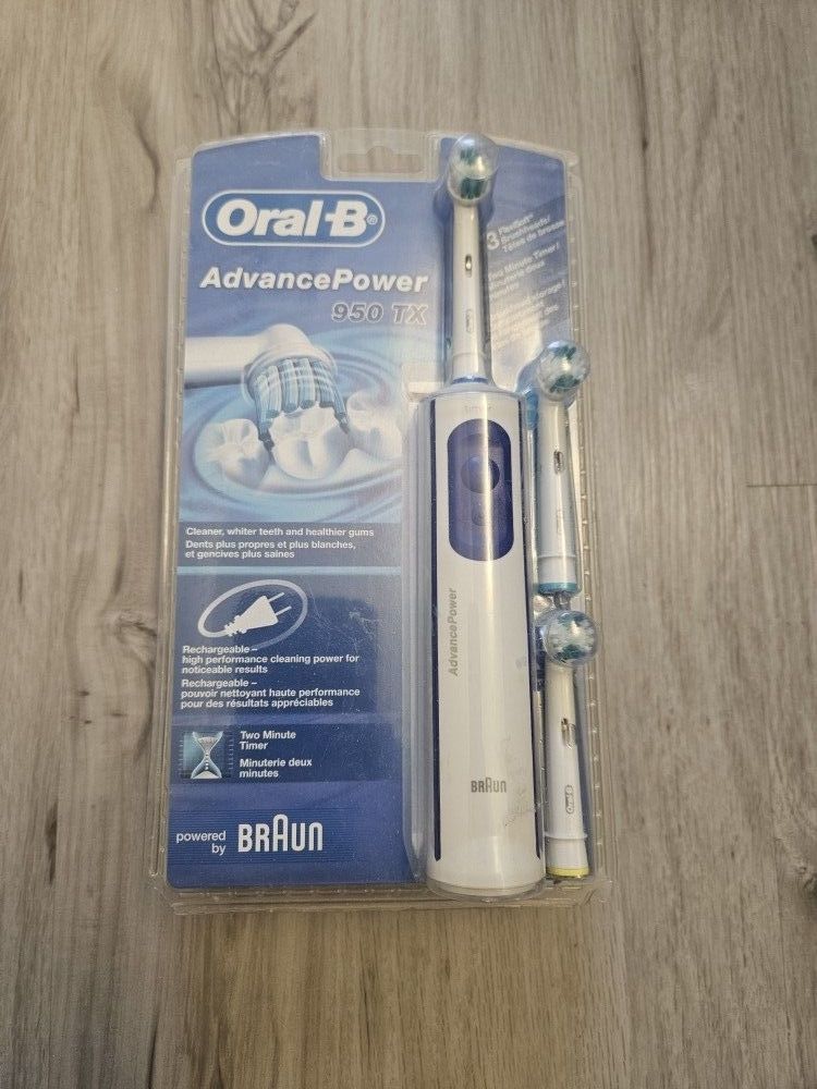 Oral-B Advance Power 950TX Bright Rechargeable Blue Power Toothbrush (Brand New)