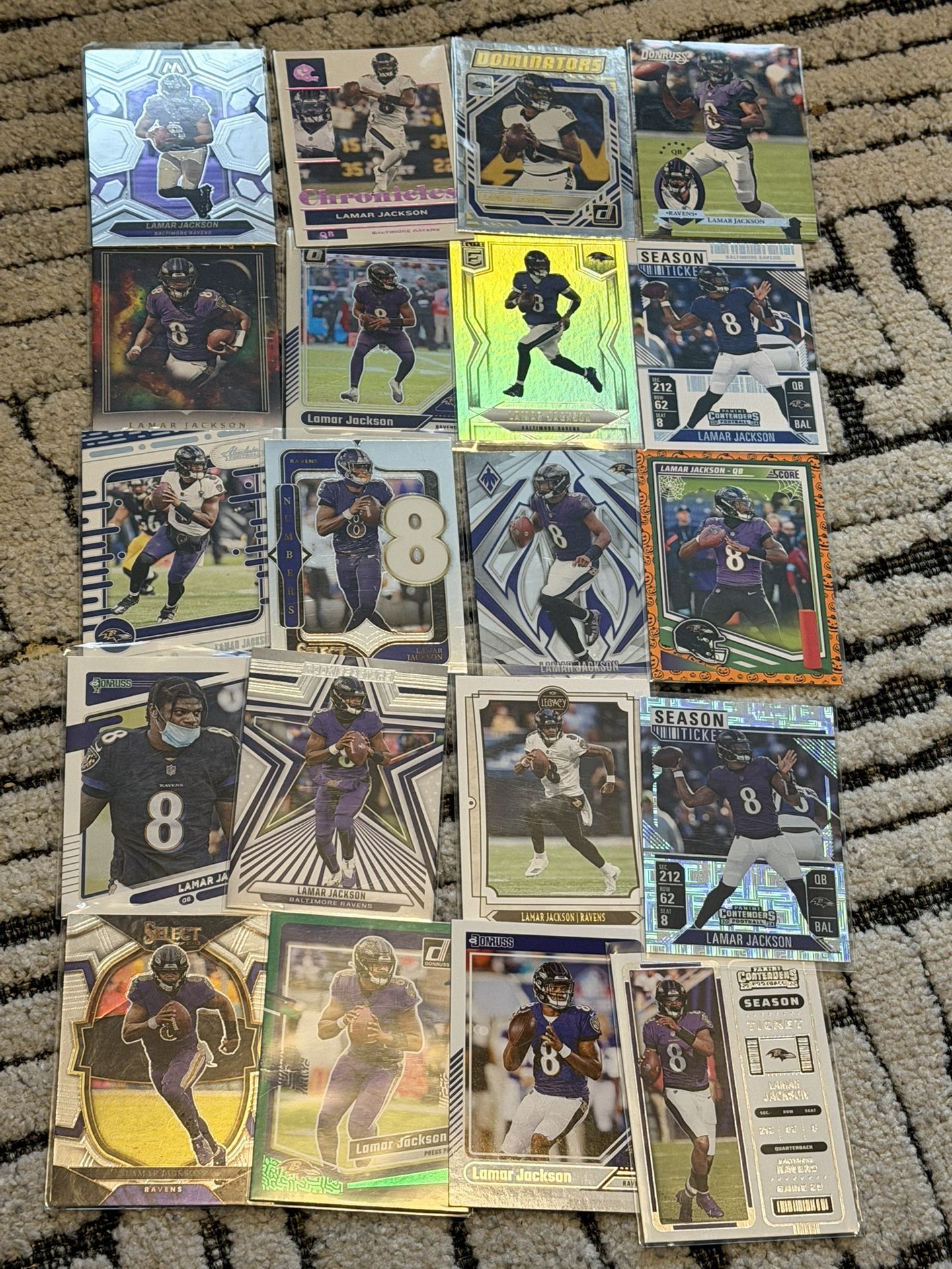 Lamar Jackson Card Lot