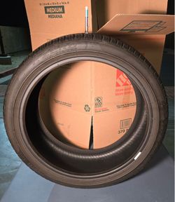 Pirelli P Zero All Season Tire - 245/40R19