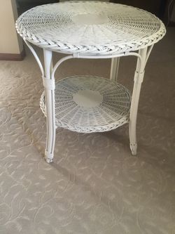 Antique White Round Wicker Table