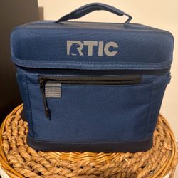 RTIC Soft Cooler Lunch Bag Navy Blue