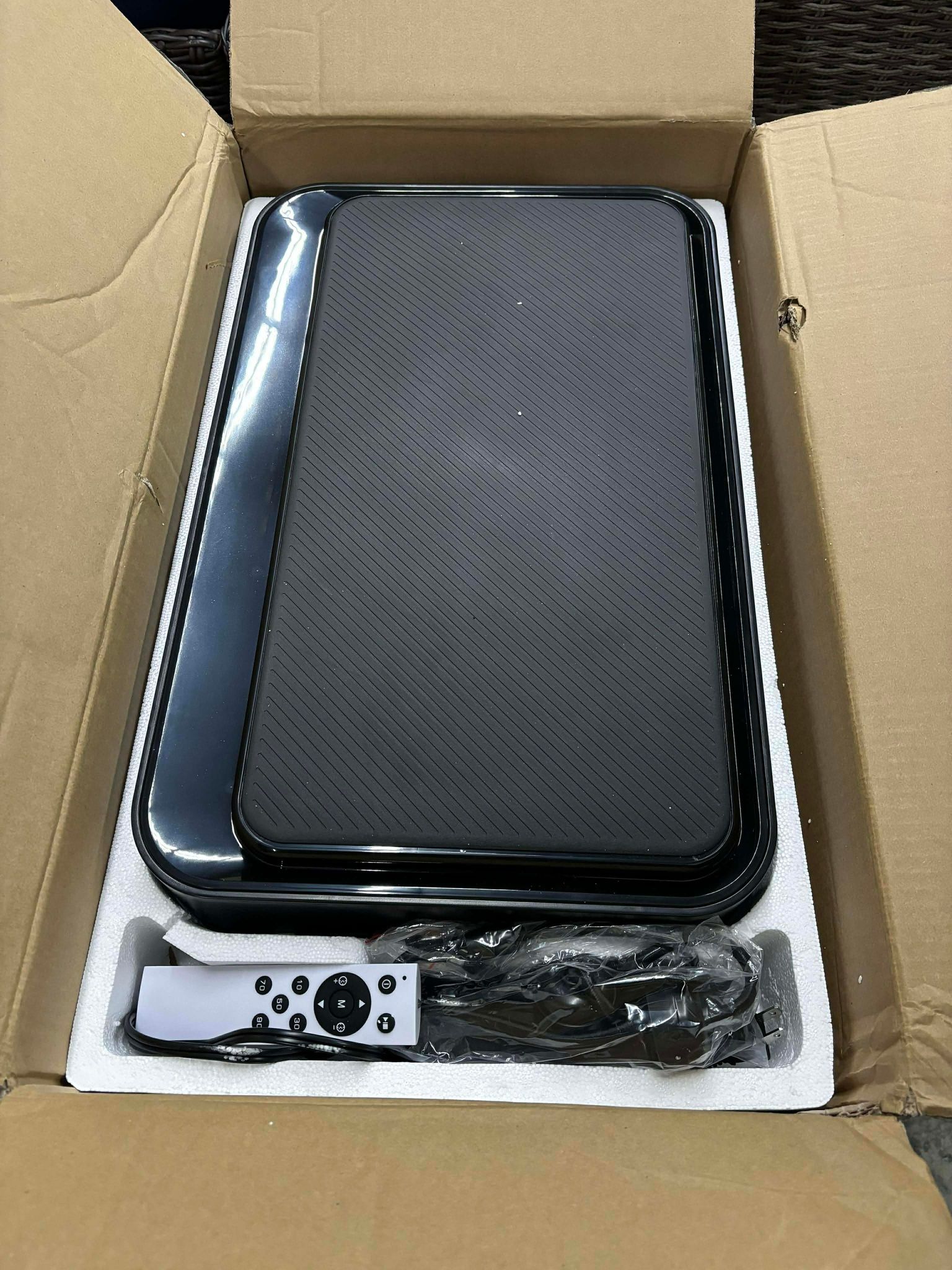 Vibration Plate Machine with Resistance Bands - 99 Speed Levels