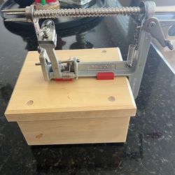 Apple 🍎 peeler