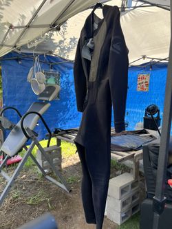 Quicksilver wetsuit large