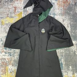 Universal Studios Slytherine And Hufflepuff Robes New 