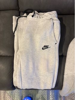 Men's Nike tech pants