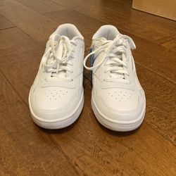 Mens (size 8.5) white Reebok Shoes