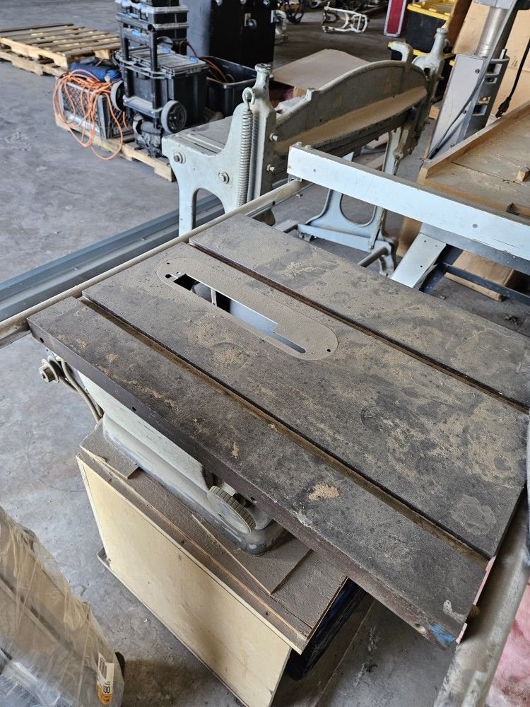 Table Saw