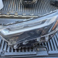 19-22 2019 2020 2021 2022 RAV4 Toyota Headlight OEM LED LEFT DRIVER 