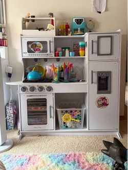 Melissa and Doug Kitchen