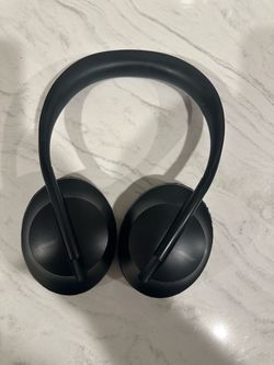 Bose Noise Cancelling Headphones 700