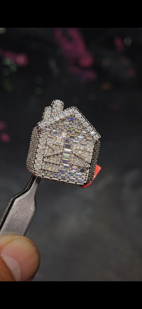 Moissanite Ring