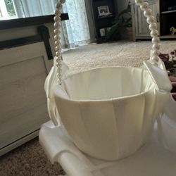 Small Ivory Flower Girl Basket & Flower Girl Crown
