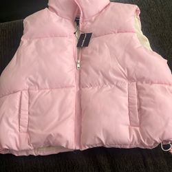 Pink Puffer Vest Size Large New $5
