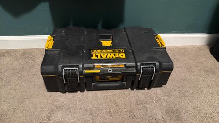 Dewalt Tough system 2.0