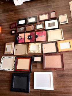 Huge Lot of Picture Frames 25+ Frames Various Sizes & Styles Great condition (pick up in Cedar Park)