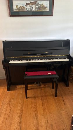 Yamaha Upright Piano