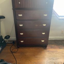PRIVATE CHEST TOP w/MIRROR