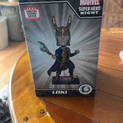 Marvel Loki Cubs Bobblehead 