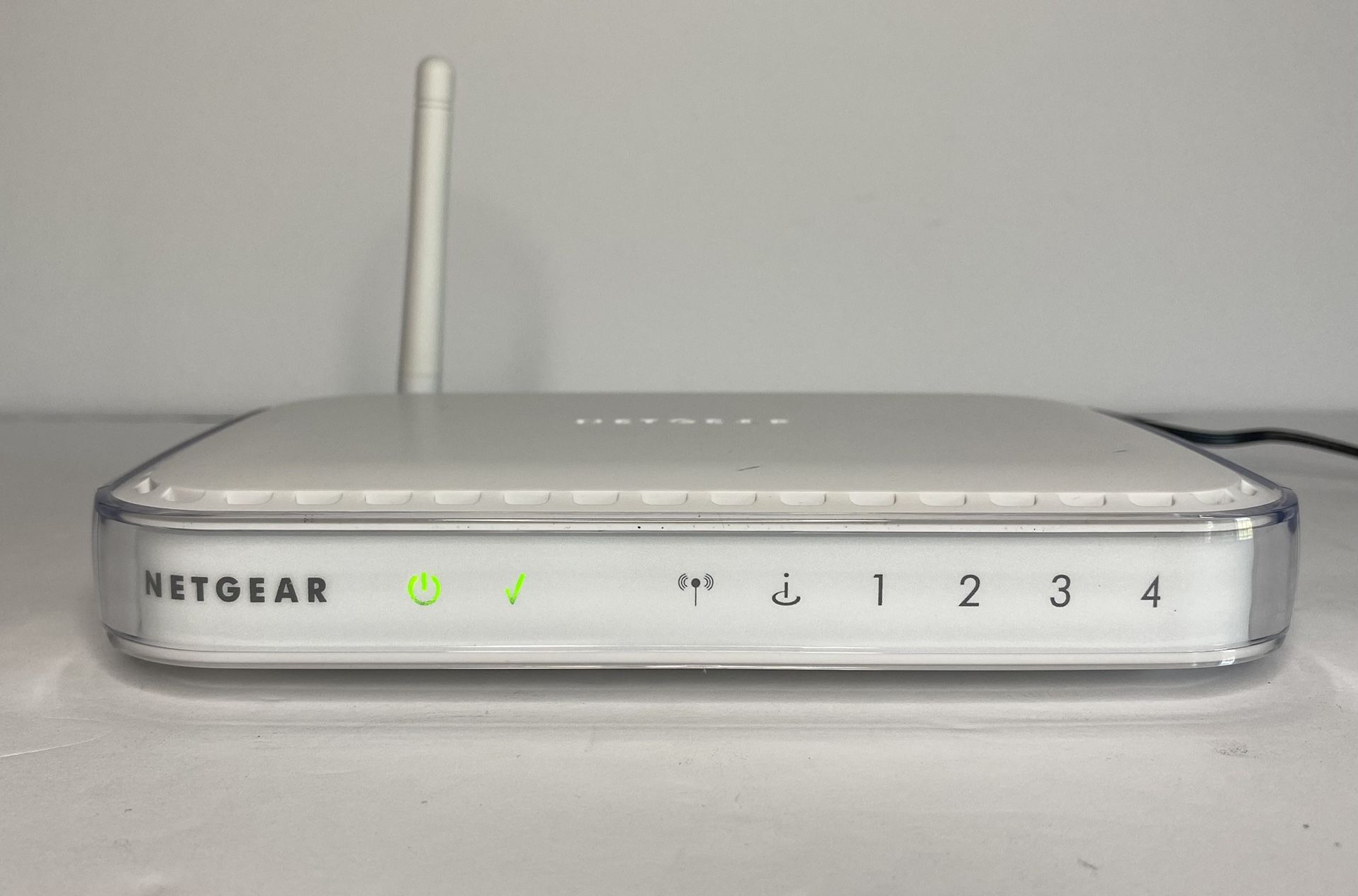 NETGEAR WGR614 V5 54 Mbps 4-Port 10/100 Wireless G Router 
