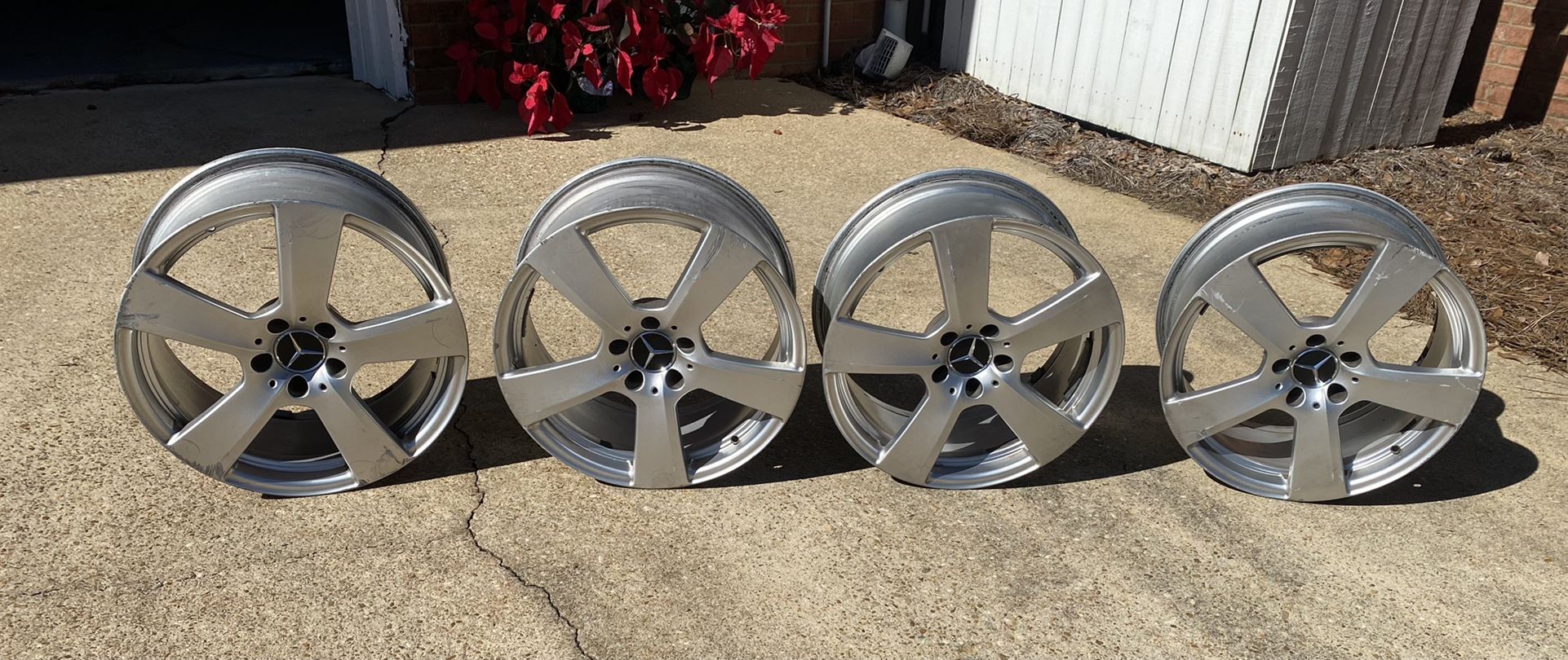 4 Set of Staggered 18” 2010 Mercedes - Benz E Class E350 Used Factory Rims