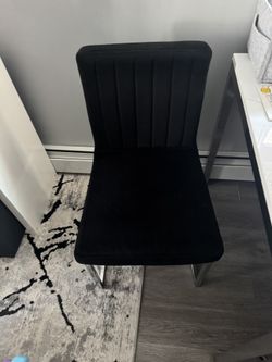 Dining Chairs ( set of 4)