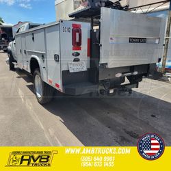 🚚 High-Quality Liftgates & Railgates for Your Fleet – AMB Trucks Has the Best! 🚚