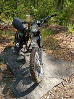 1978 +/- Yamaha Enduro175 frame only