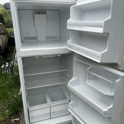 Magic Chef Refrigerator/Freezer