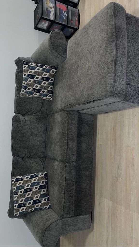 2pc Sectional Couch