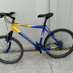 Offer up mens bike hotsell
