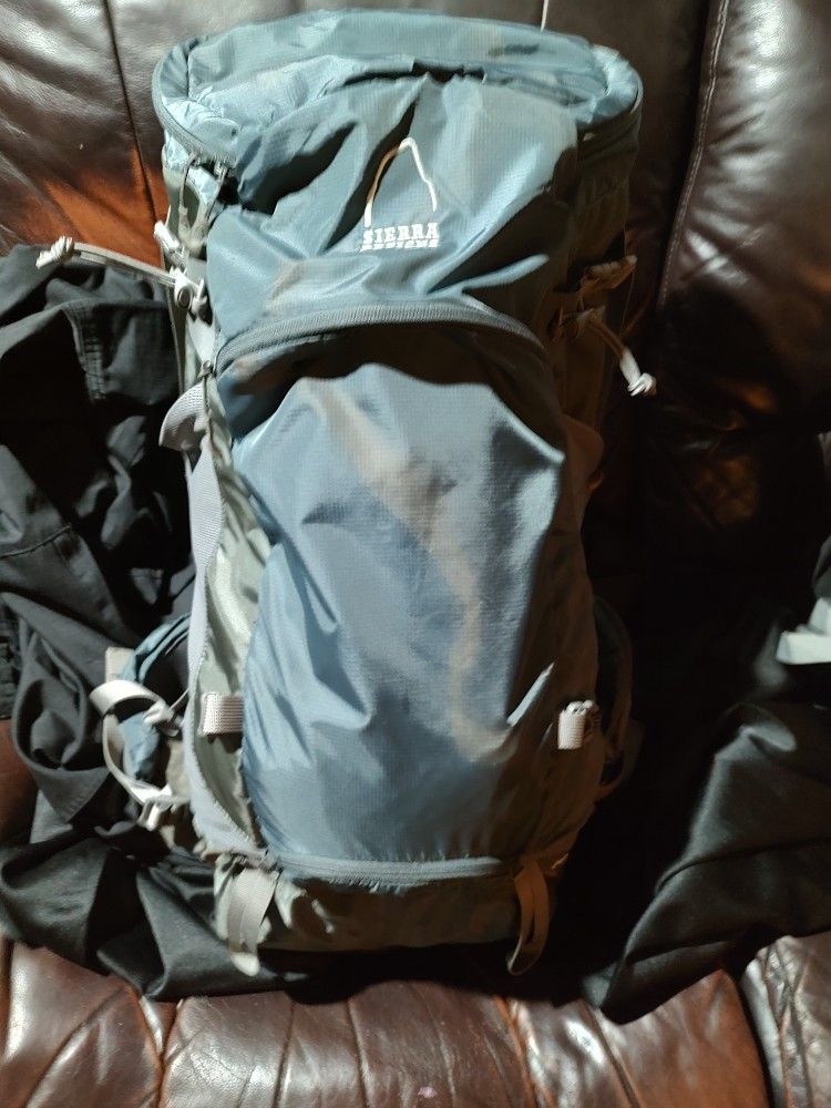 H.S. B.Pack