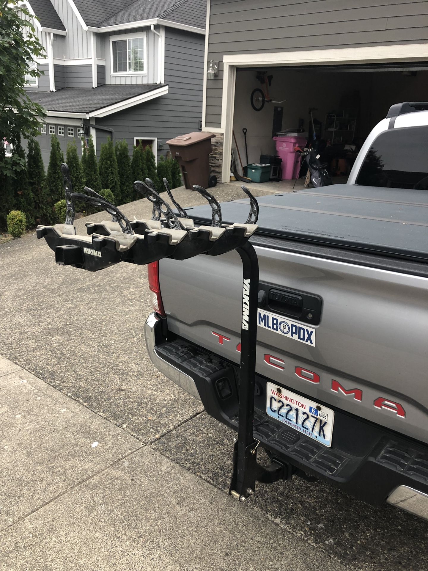 Yakima Bike Rack Rear Hitch (4 Bike)