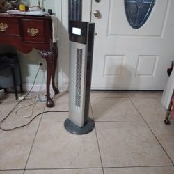 Brooks on E Mighty Max Tower Fan Max Flow Tower Fan M 38"In Model SKU 888939
