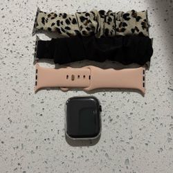 Apple Watch Series 8 45mm