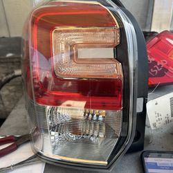 2017 - 2018 Subaru Forester Taillight Tail Lamp Driver side