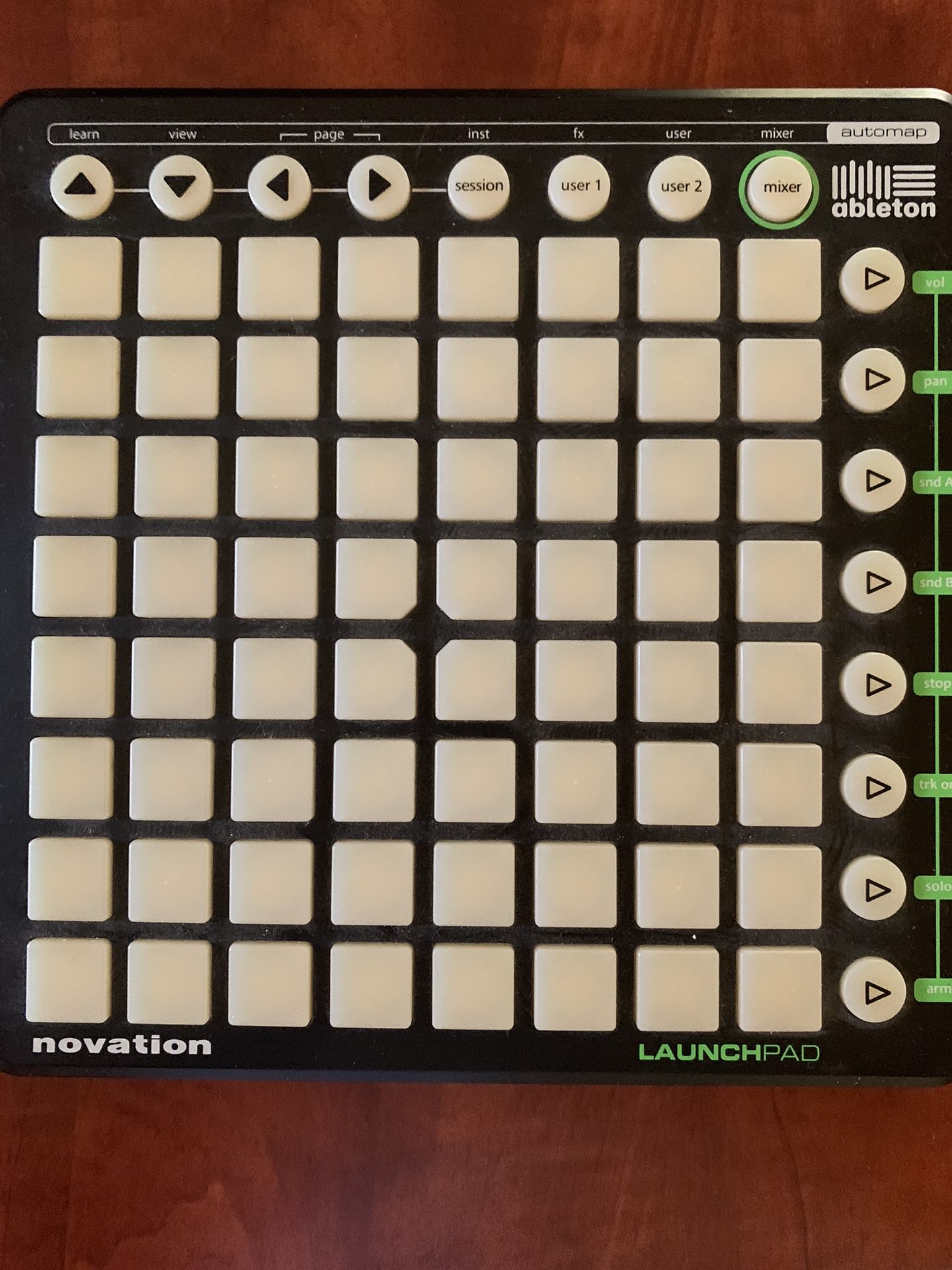 Novation Launchpad MIDI Controller Ableton