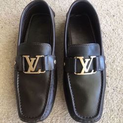 Louis Vuitton LV men’s 7, 7.5 US Monte Carlo Dark Brown leather loafers Moccasins driving shoes gold logo hardware