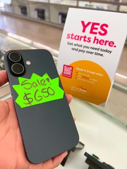 iPhone 17 regular 256gb AT&T cricket