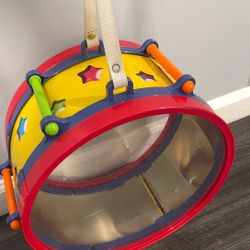 Vintage toy drum with carrying handle 
