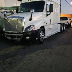Freightliner Cascadia 125