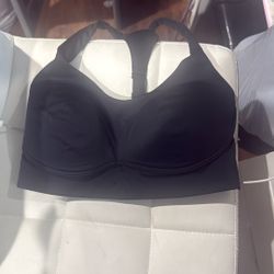 Under Armour Sports Bra 34D