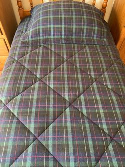 TWIN COMFORTER,SHEET,BLANKET SET,NAVY/GREEN/BLACK PLAID,REVERSIBLE,COTTON FLANNEL,GREAT CONDITION!