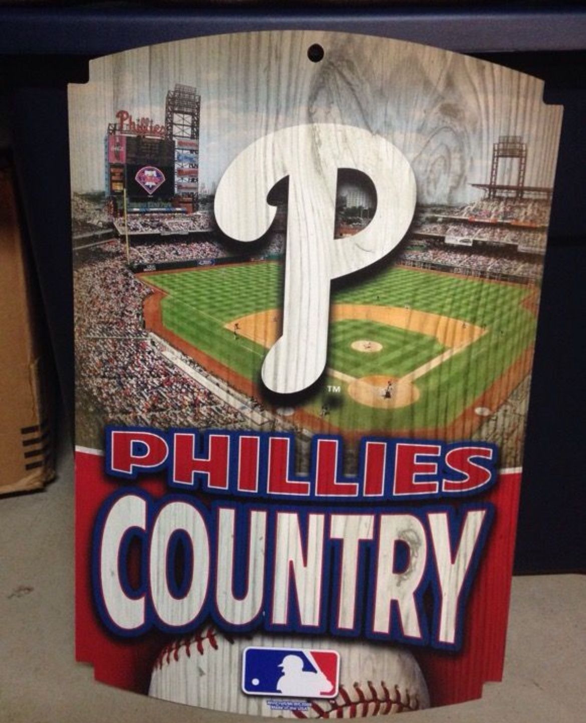 Philadelphia Phillies Baseball Wooden Wall Hanging Decor